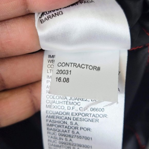 Calvin Klein Men's Silver Puffer Vest Size Large. - Picture 7 of 13